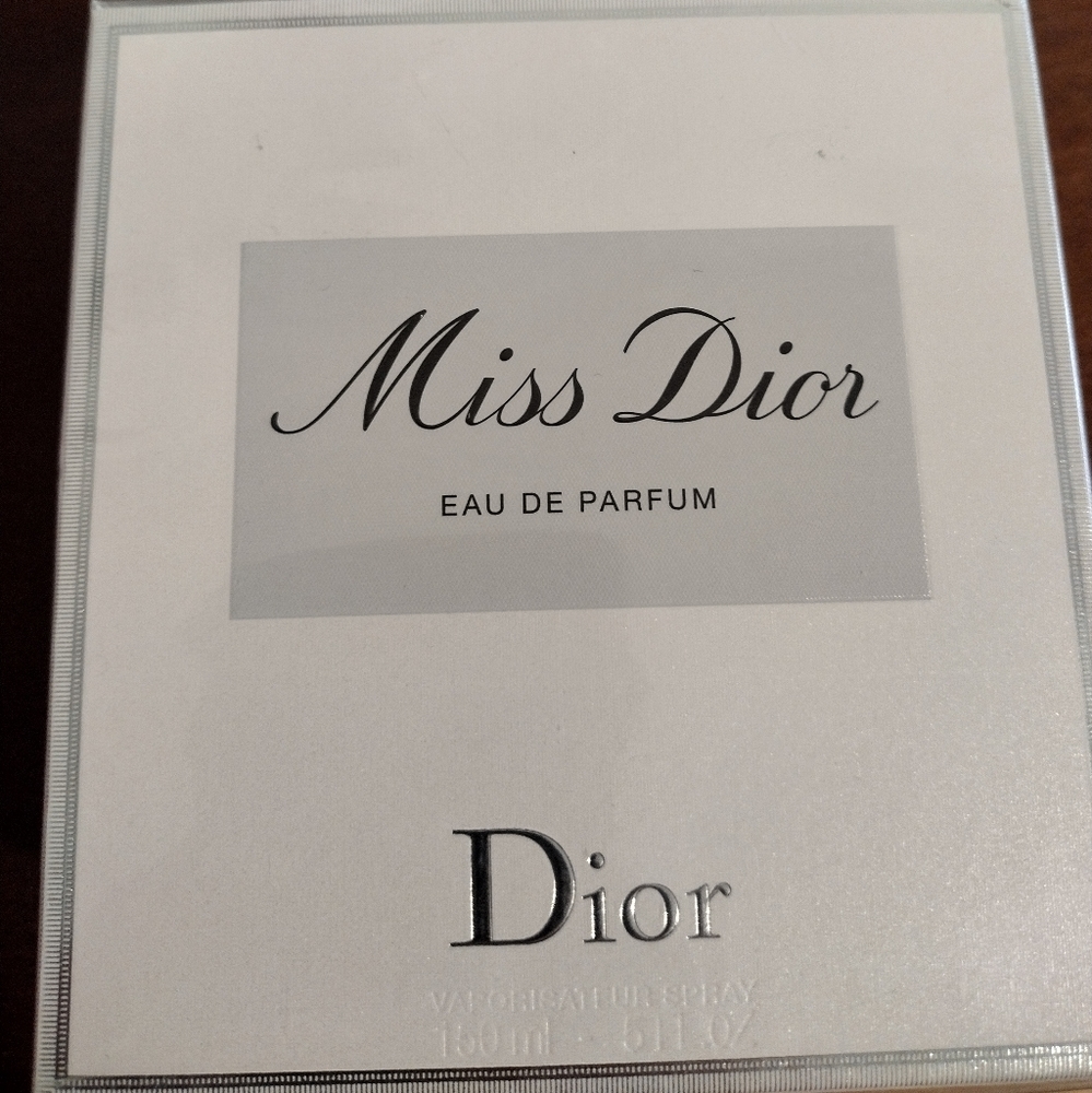 Miss Dior Eau De Parfum 5 oz